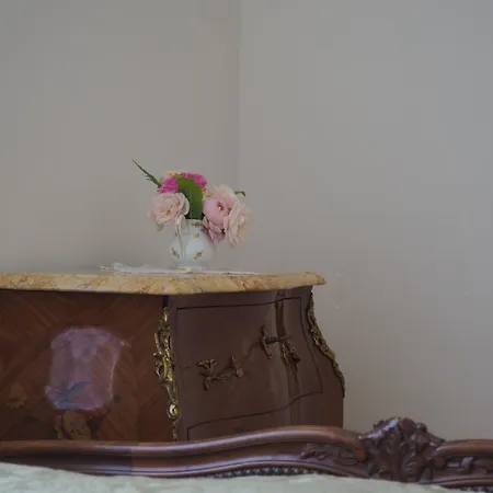 D'hotes De L'ile فندق مبيت وإفطار 3*